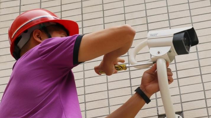 高清監(jiān)控系統(tǒng)安裝公司簡述車輛定位一般是基于視頻監(jiān)控系統(tǒng)